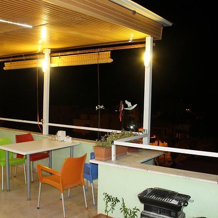 Zeus Apart Pansiyon Güzelçamlı Ngoại thất bức ảnh