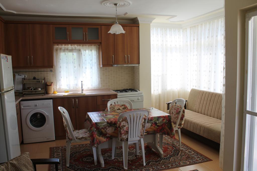 Zeus Apart Pansiyon Güzelçamlı Ngoại thất bức ảnh
