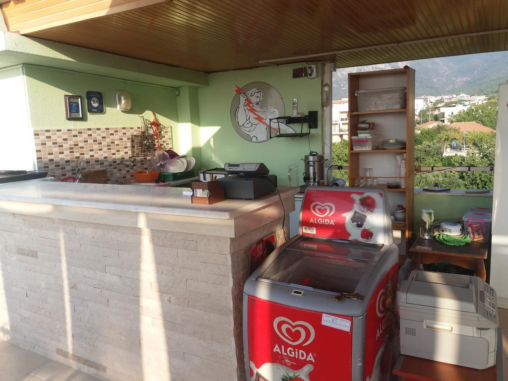 Zeus Apart Pansiyon Güzelçamlı Ngoại thất bức ảnh