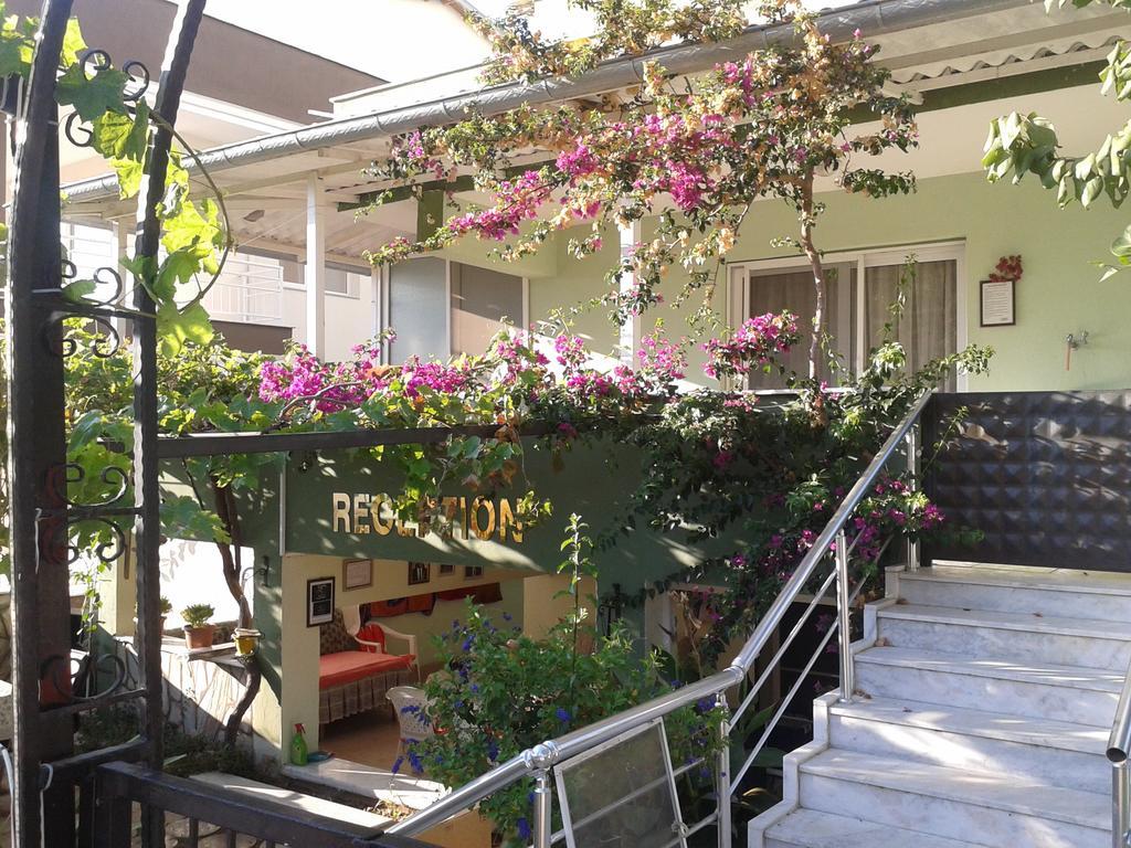 Zeus Apart Pansiyon Güzelçamlı Ngoại thất bức ảnh